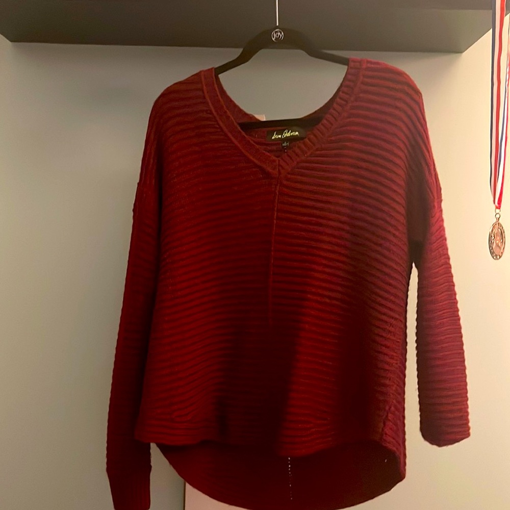 Burgundy V-neck cable sweater